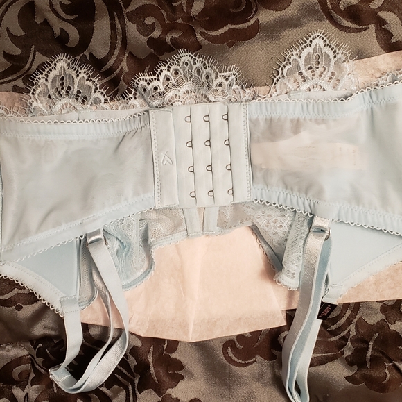 NWT Victoria's Secret Dream Angels Bra - Picture 2 of 2